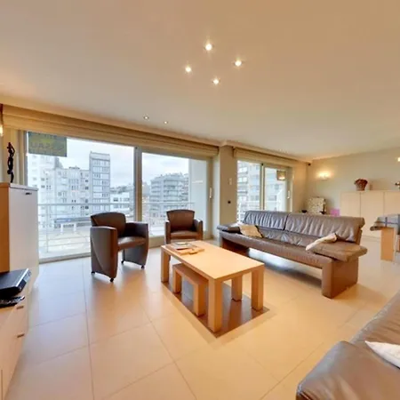 3-bedroom With Casino View Apartment